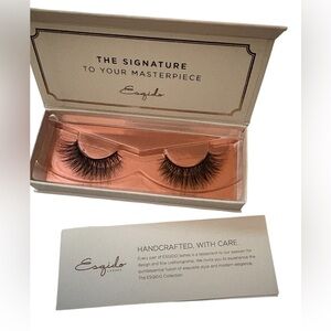 Esqido Handcrafted False Eyelashes New in Box